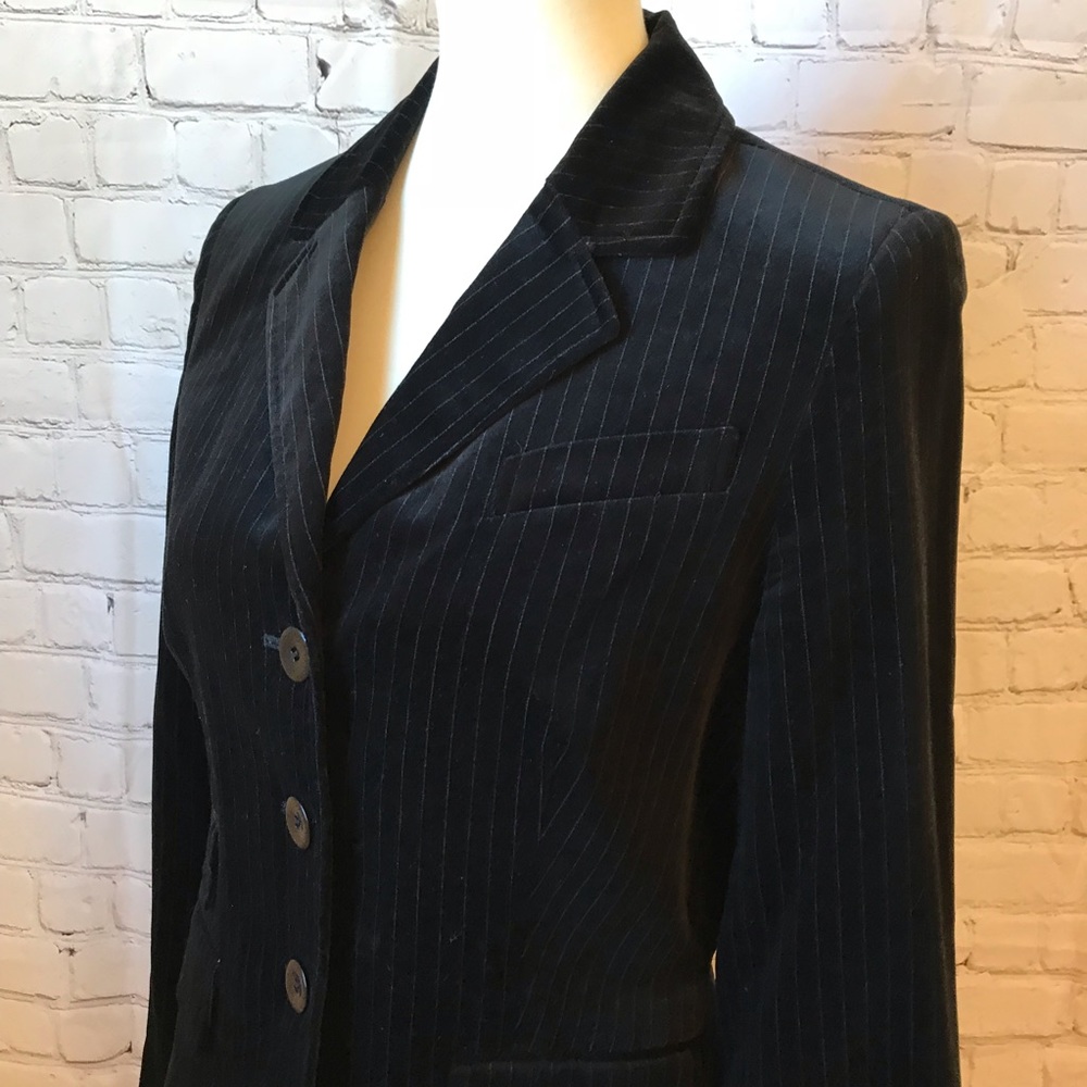 CONTEXT Velvet Pinstripe Blazer